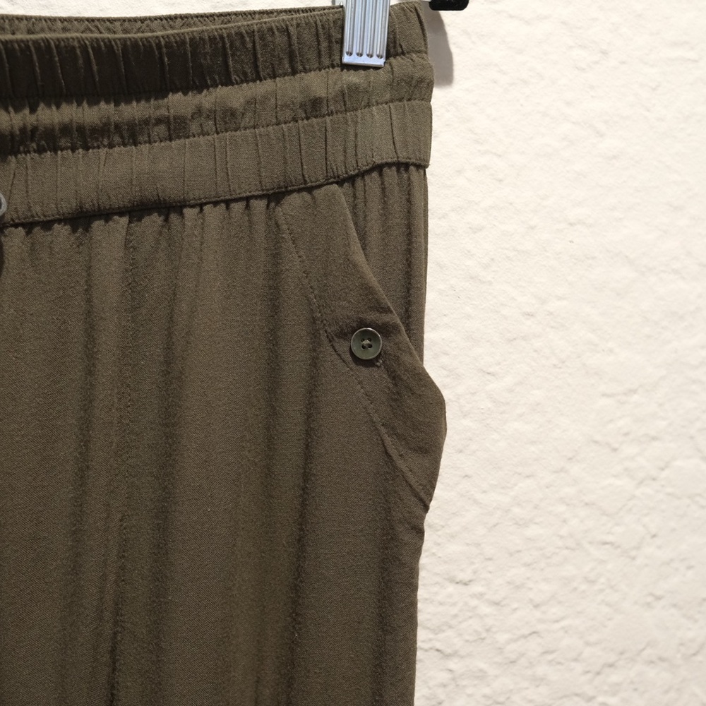 Tna Aritzia Rayon Joggers Size L Olive Green Lightweight Pockets Comfort - Picture 4 of 8